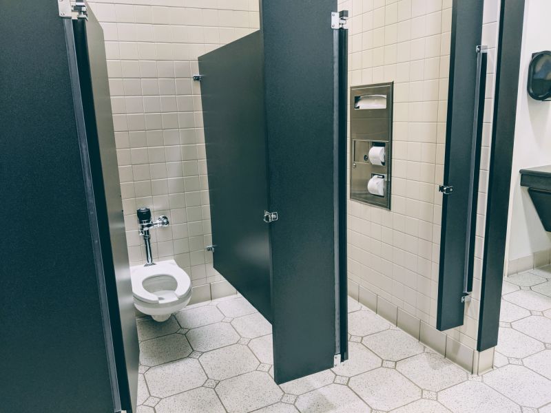 Cost of Commercial Toilet Installation in Garden Grove, CA
